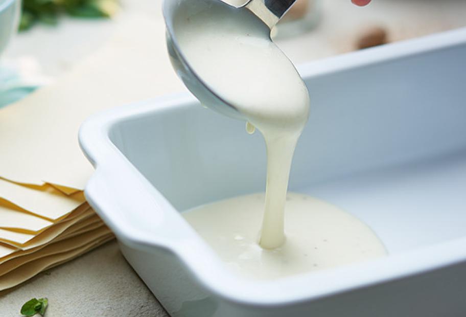 Béchamelsauce Grundrezept einfach | Simply-Cookit