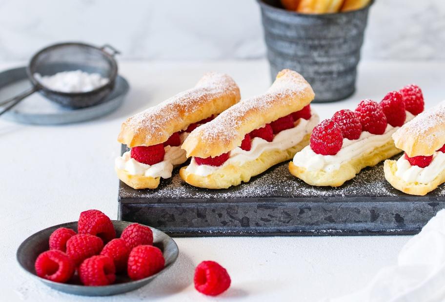 Eclairs mit Vanillesahne und Himbeeren | Simply-Cookit