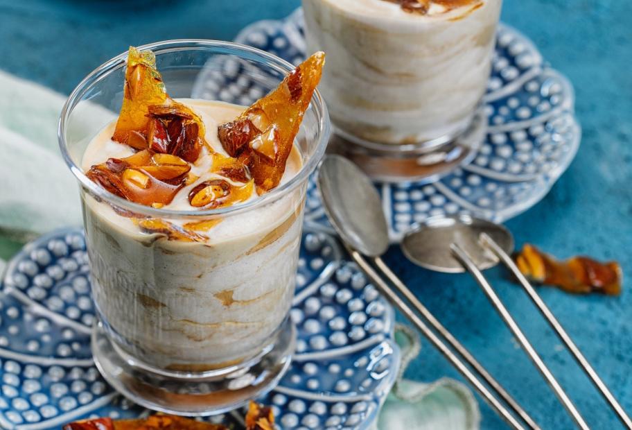 Espressocreme mit karamellisierten Mandeln | Simply-Cookit Espressocreme mit karamellisierten Mandeln | Simply-Cookit