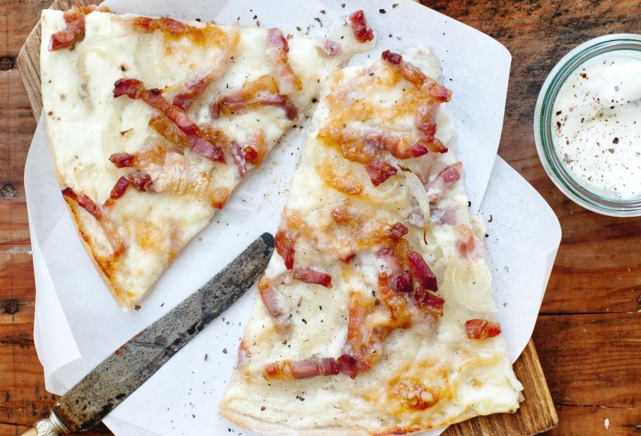 Flammkuchen Elsässer Art | Simply-Cookit Flammkuchen Elsässer Art | Simply-Cookit