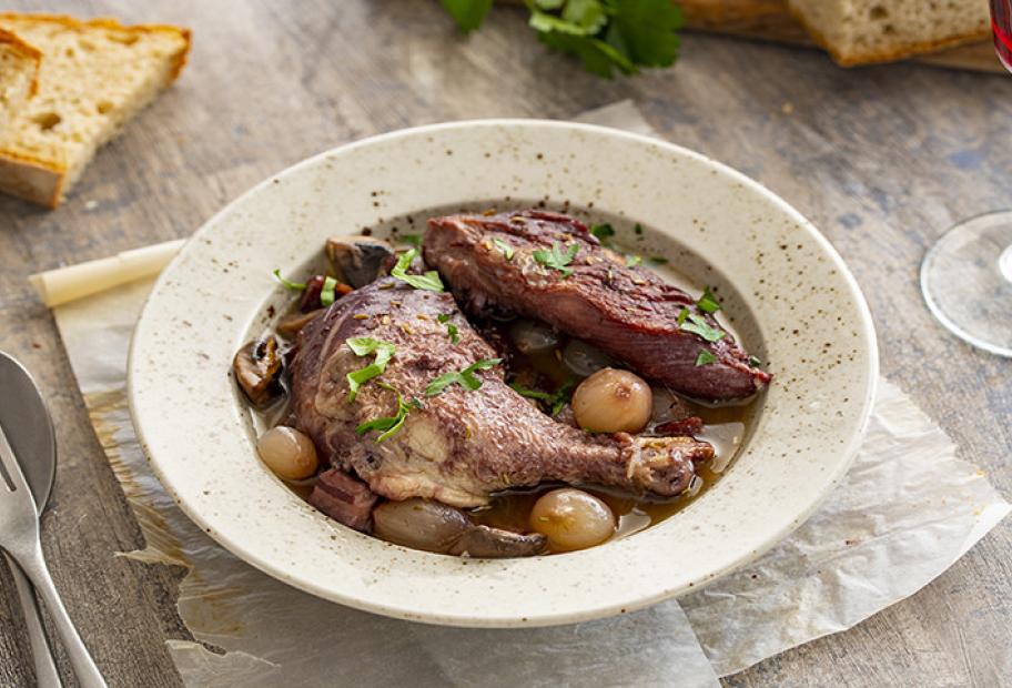 Hahn in Rotweinsauce (Coq au vin) | Simply-Cookit