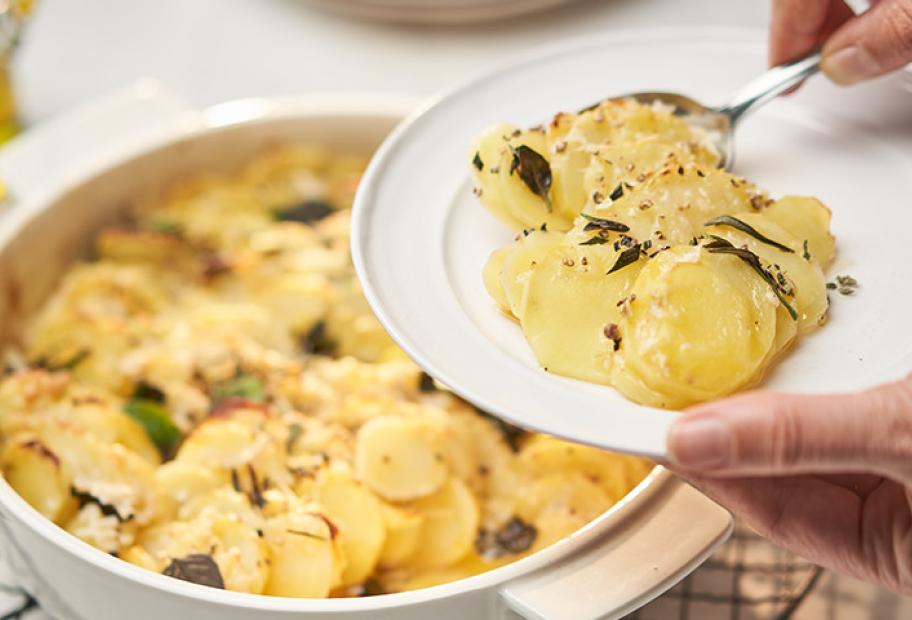 Kartoffelgratin mit Pecorino und Rosmarin | Simply-Cookit