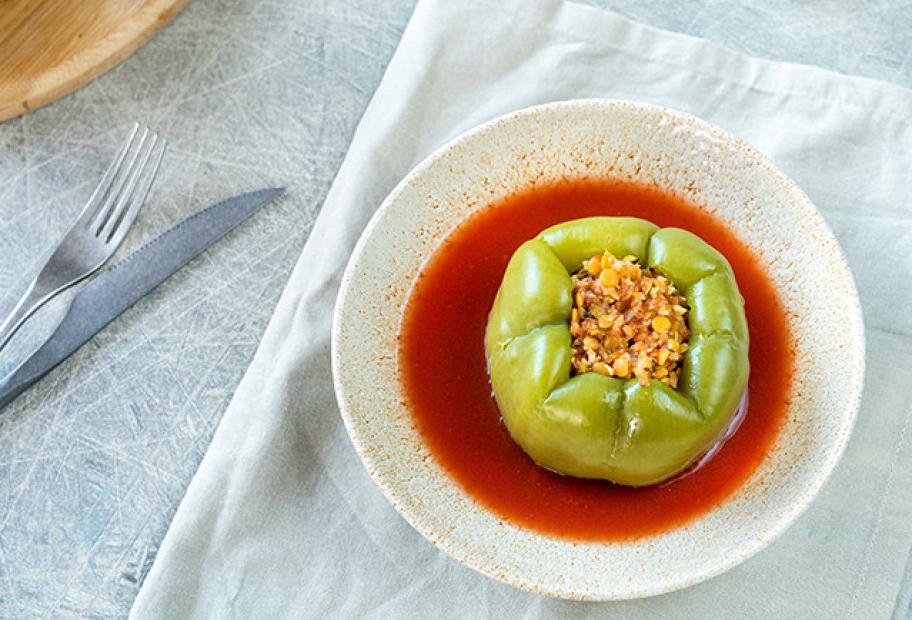 Paprikaschoten gefüllt mit Blumenkohl und Linsen | Simply-Cookit