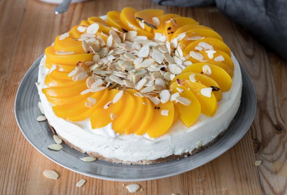 Pfirsich-Buttermilch-Torte | Simply-Cookit