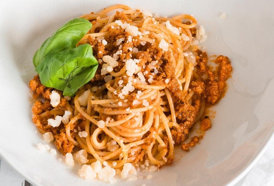 Einfache Spaghetti Bolognese | Simply-Cookit Einfache Spaghetti Bolognese | Simply-Cookit