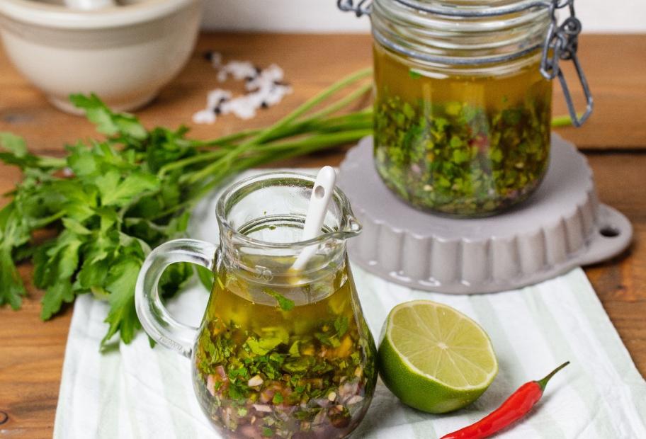 Argentinische Petersiliensauce (Chimichurri) | Simply-Cookit