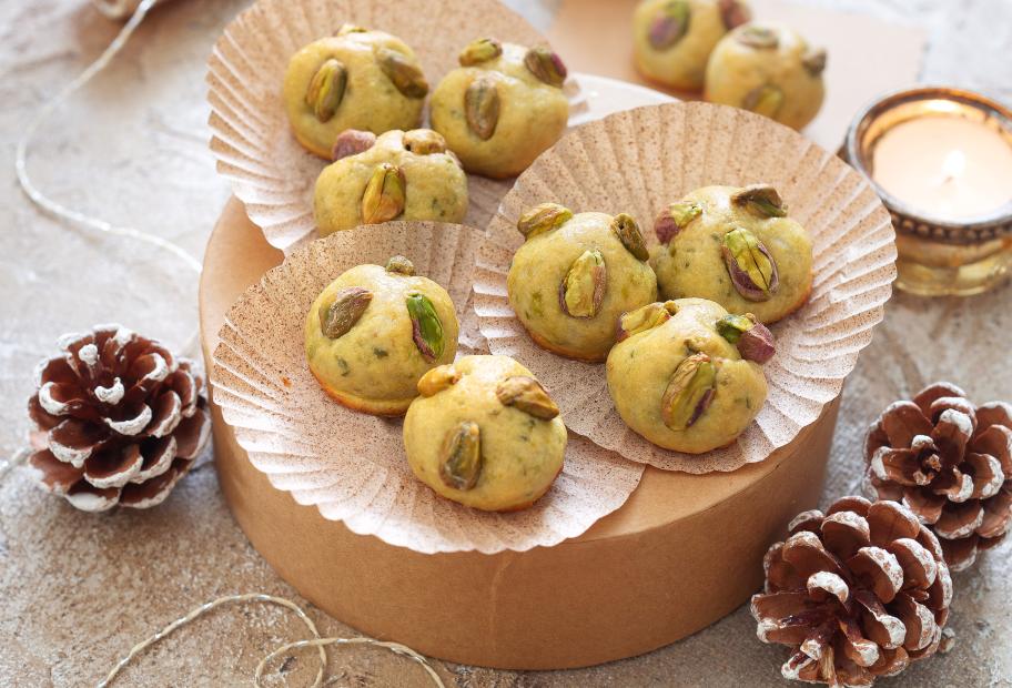 Bethmännchen mit Pistazien | Simply-Cookit Bethmännchen mit Pistazien | Simply-Cookit