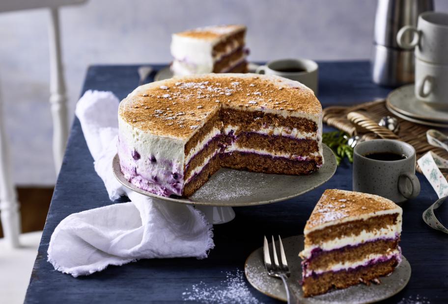 Kleine Torte mit Heidelbeercreme | Simply-Cookit