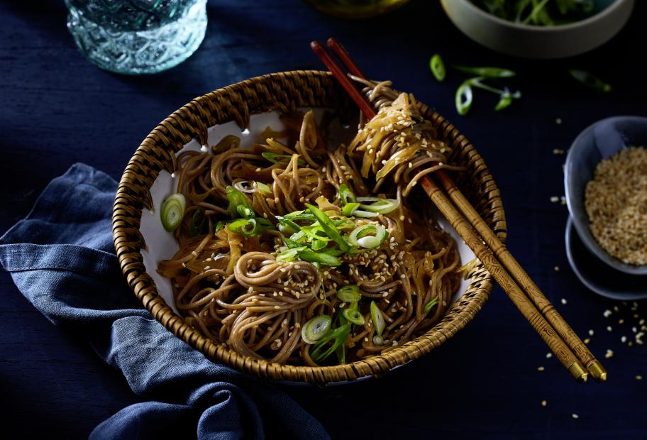 Fix-wie-nix Soba-Nudeln mit Weißkohl | Simply-Cookit