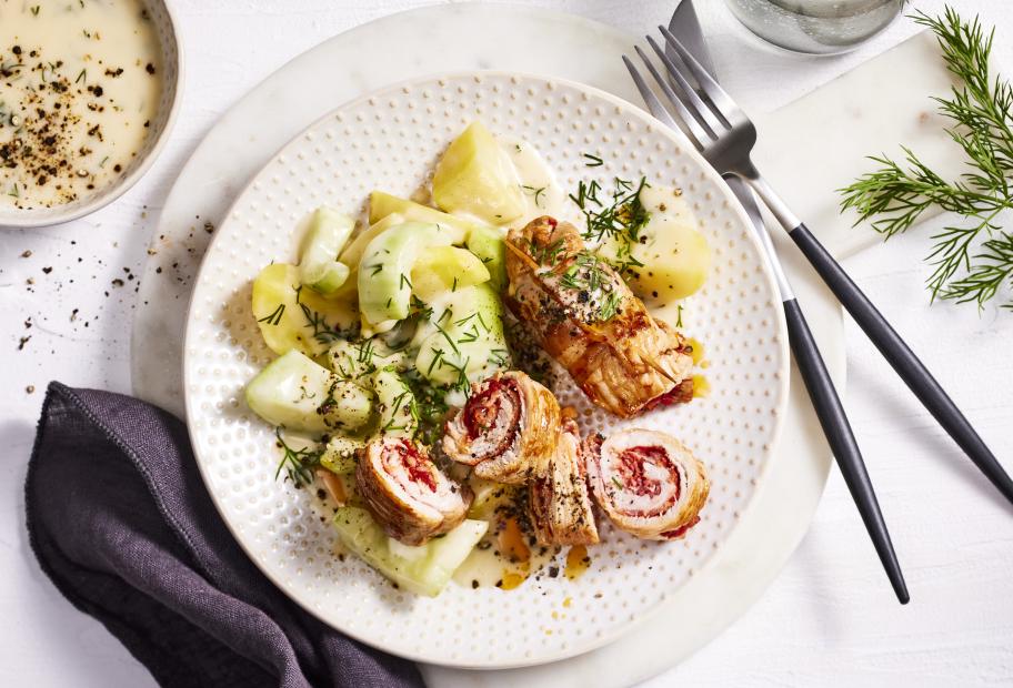 Putenröllchen auf Kartoffel-Gurkengemüse | Simply-Cookit