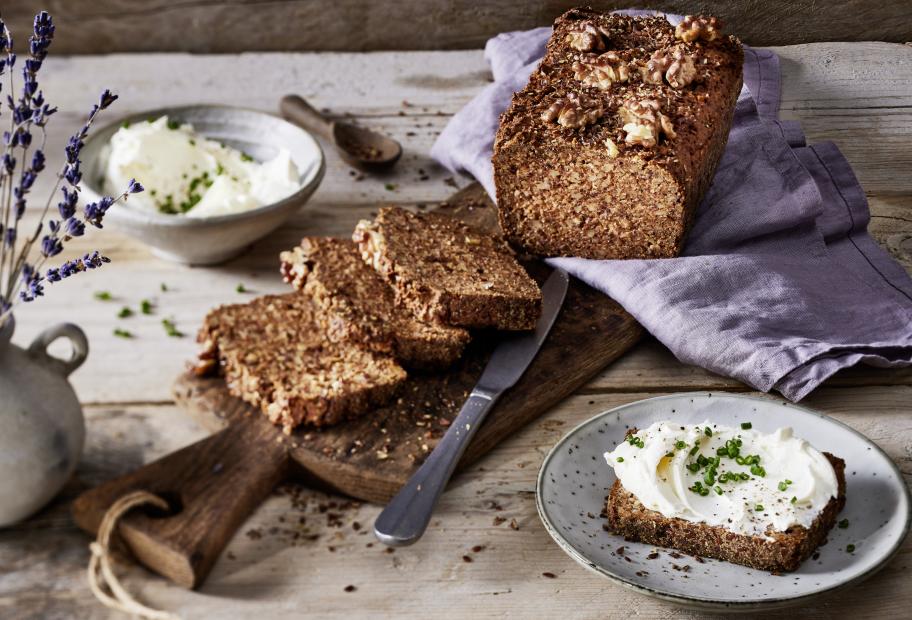 Low Carb Nuss-Brot | Simply-Cookit