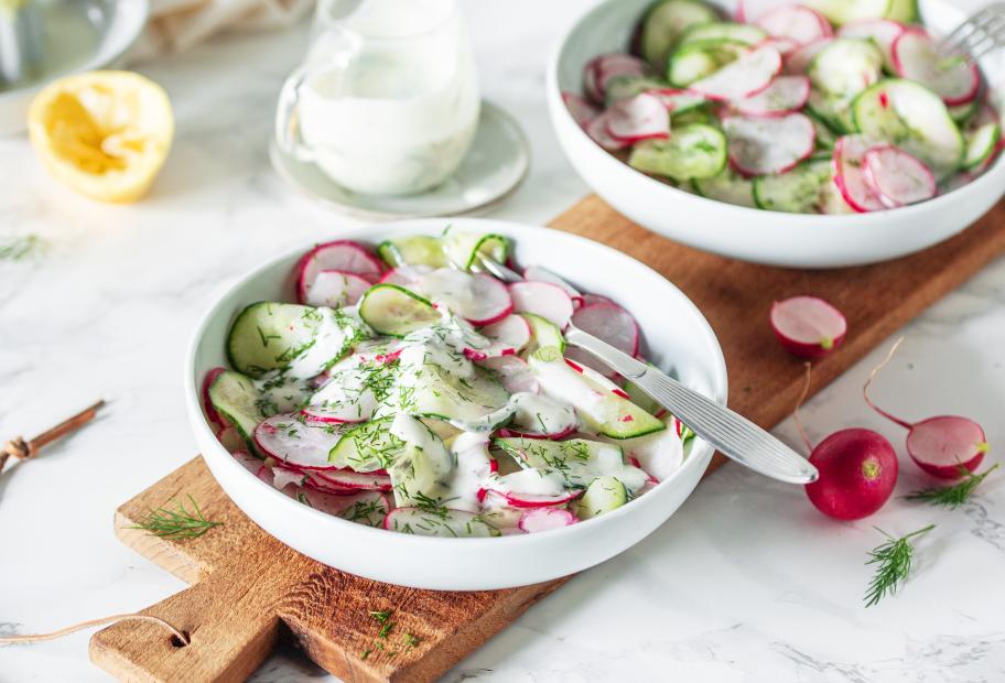 Gurken Radieschen Salat Mit Saurer Sahne - Rezepte Suchen