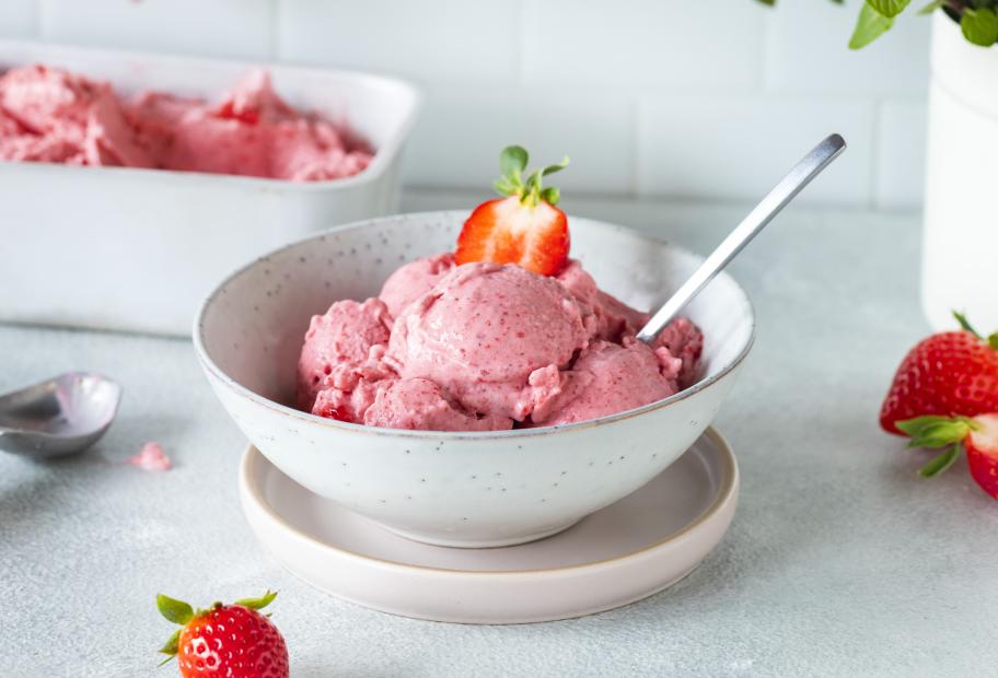 Erdbeereis selber machen | Simply-Cookit