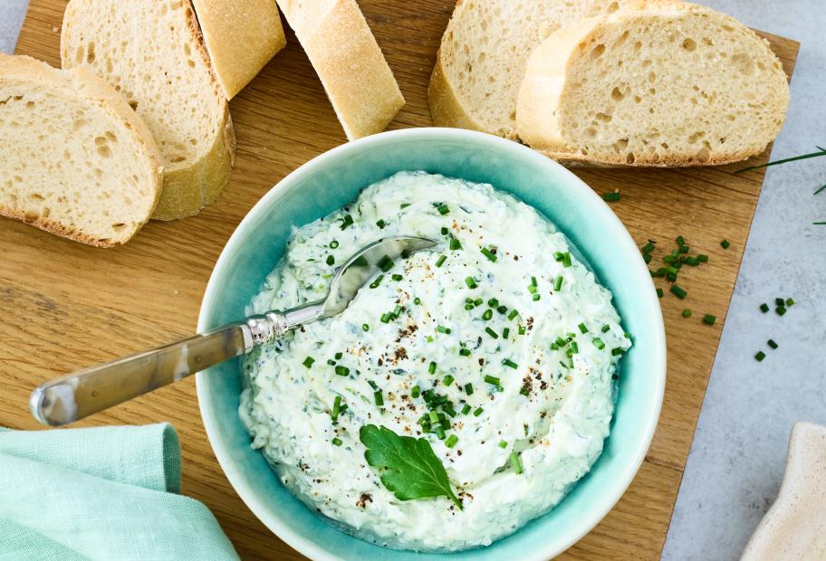 Schmand Kräuter Dip | Simply Cookit