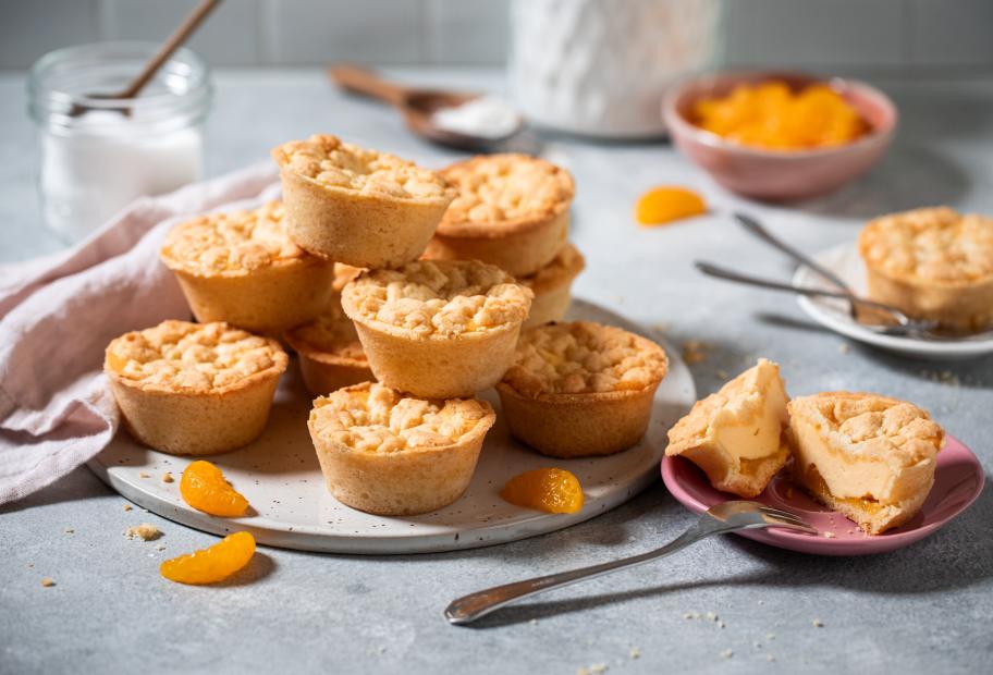 Käsekuchen-Muffins mit Streuseln und Mandarinen | Simply Cookit Käsekuchen-Muffins mit Streuseln und Mandarinen | Simply Cookit