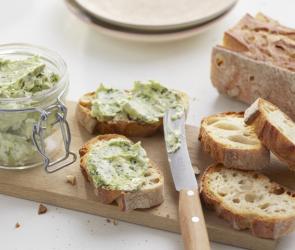 Kräuterbutter