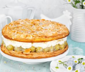 Ostertorte mit Stachelbeeren