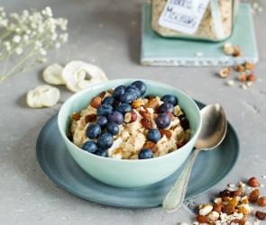 Porridge-Mischung mit Apfel und Zimt