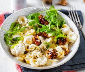 Ziegenkäse-Orecchiette mit karamellisierten Walnüssen
