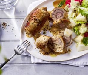 Saltimbocca-Röllchen mit Honigmelonen-Salat