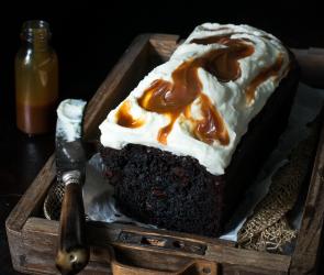 Gewürzkuchen mit Mascarponefrosting