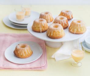 Mini-Eierlikör-Gugelhupfe