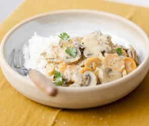 Sahne-Sauce mit Champignon und Karotten.