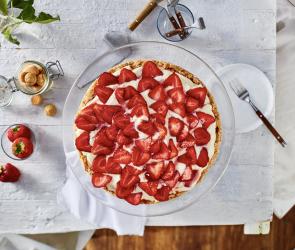 Amarettini-Erdbeer-Biskuit mit Mascarponecreme