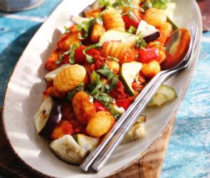 Gnocchi mit mediterranem Gemüse