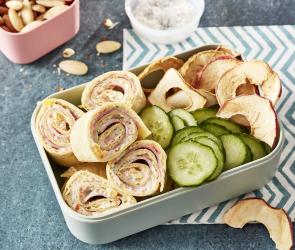 Schnelle Tortilla-Schnecken mit Schinken