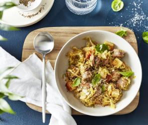 One-Pot Spitzkohl mit Salsiccia