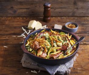 Schupfnudeln-Leberkäs-Auflauf mit grünen Bohnen