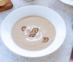 Maronencremesuppe