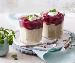 Overnight Oats mit Kirschkompott