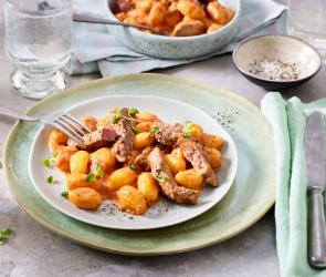 Rindergeschnetzeltes in Tomatensauce.