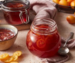 Weihnachtsgelee im Glas.