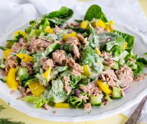 Highprotein Thunfischsalat auf einem Teller