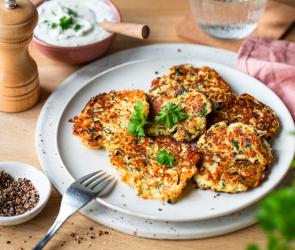 Low Carb Zucchini-Puffer
