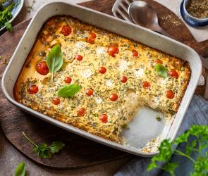 High Protein Auflauf mit Tomate-Mozzarella und Hüttenkäse