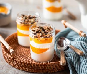 Schichtjoghurt im Glas