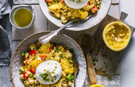 Lauwarmer Safran-Orangen-Couscous mit Burrata