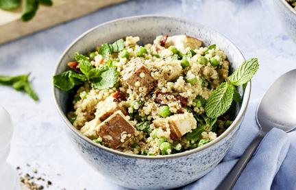 One-Pot Quinoa mit Räuchertofu