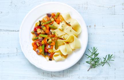 Pasta mit Gemüsebolognese