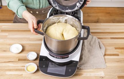 Hefeteig geht im Cookit auf. 
