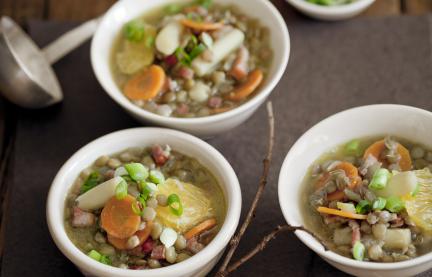 Linsensuppe mit Schwarzwurzeln