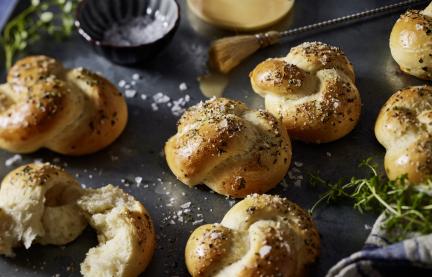 Kleine Thymian-Knoten