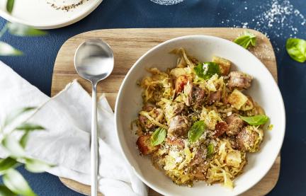 One-Pot Spitzkohl mit Salsiccia