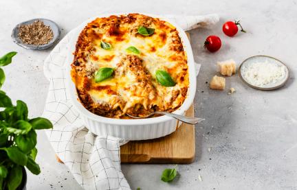 Lasagne Bolognese in Auflaufform
