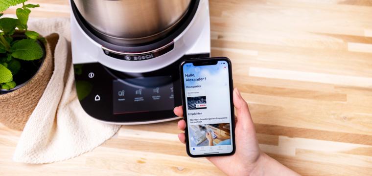 Verbinde dich mit Home Connect zur Steuerung des Cookit mit deinem Smartphone.