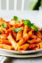 One-Pot-Pasta mit Tomaten-Curry-Sauce
